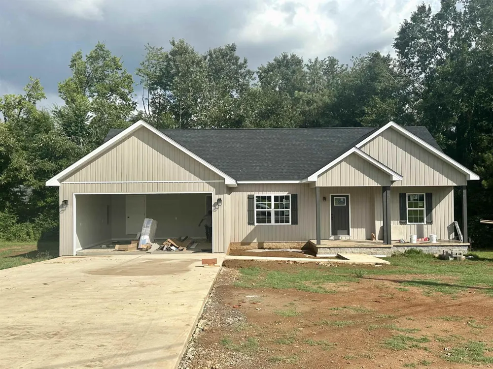 125 RED FERN CV Savannah, TN 38372