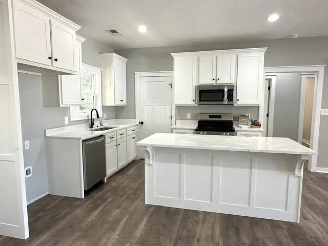 125 RED FERN CV Savannah, TN 38372