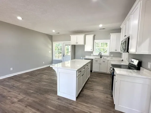 125 RED FERN CV Savannah, TN 38372