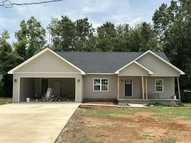 125 RED FERN CV Savannah, TN 38372