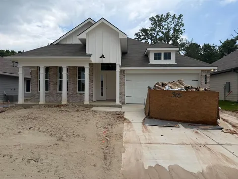 305 Rockbridge Drive