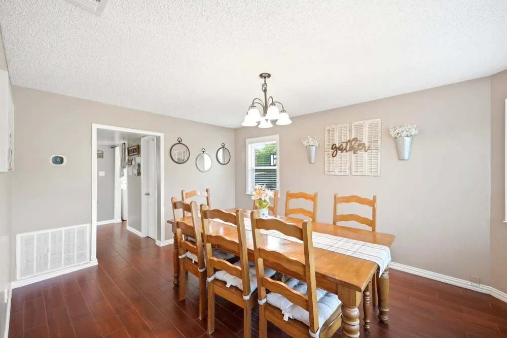 133 Meadow View Boulevard Del Valle, TX 78617