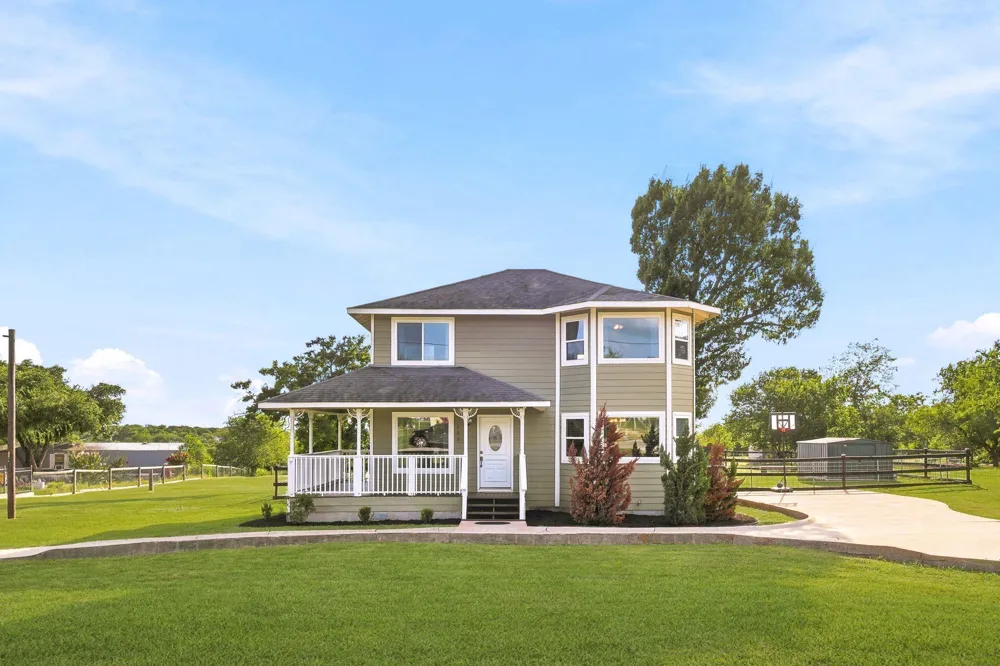 133 Meadow View Boulevard Del Valle, TX 78617
