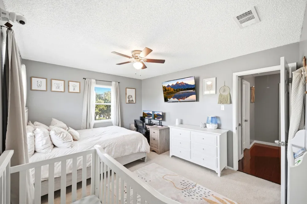 133 Meadow View Boulevard Del Valle, TX 78617