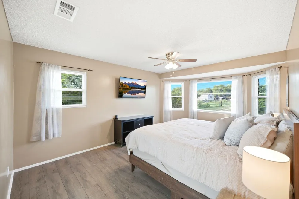 133 Meadow View Boulevard Del Valle, TX 78617