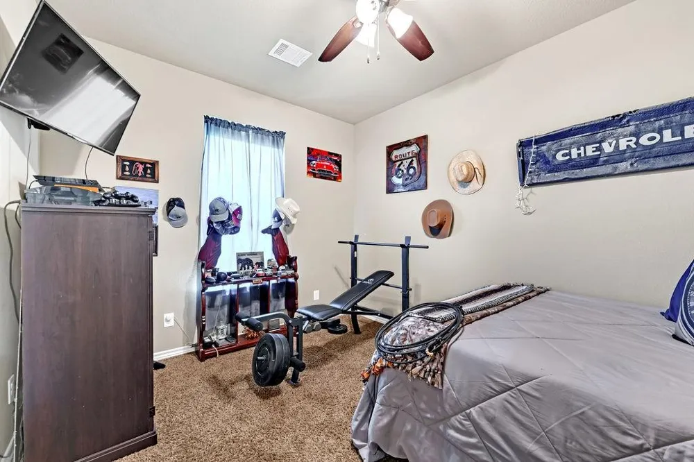 12065 Fm 1696 Road Bedias, TX 77831