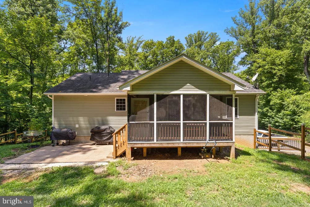 219 WOODPECKER WAY Front Royal, VA 22630