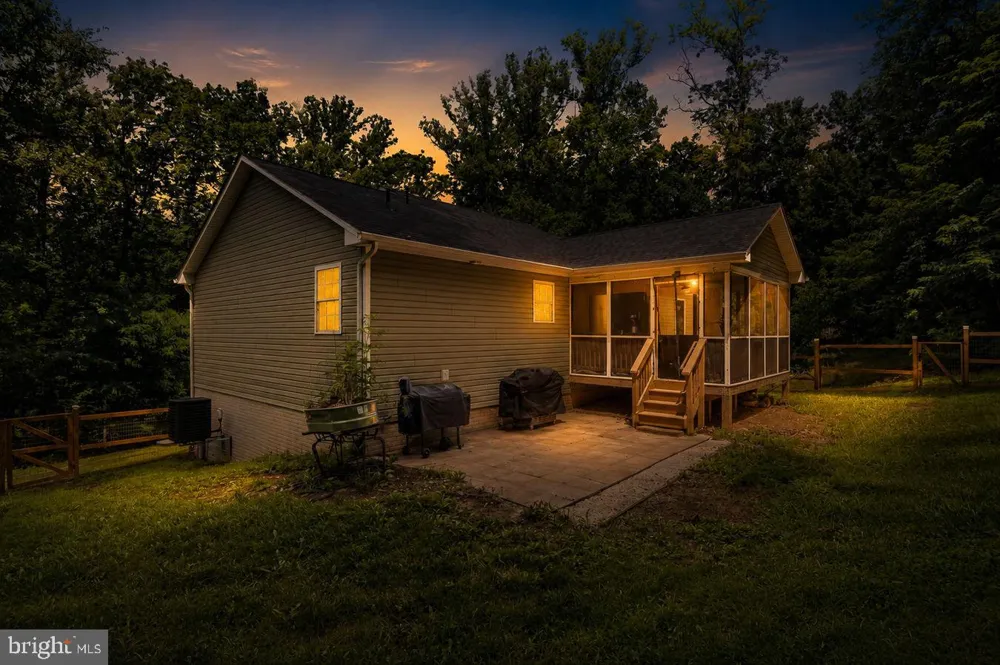 219 WOODPECKER WAY Front Royal, VA 22630