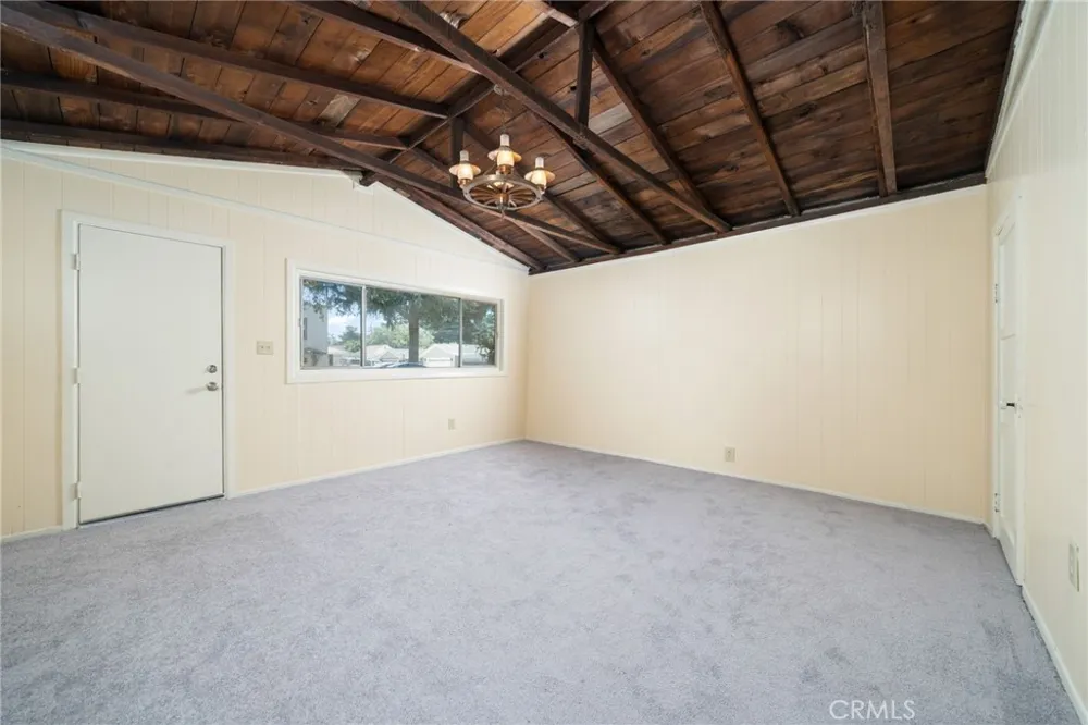 2382 Bonita Avenue La Verne, CA 91750