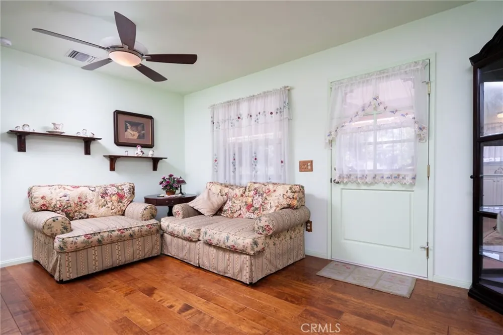 2382 Bonita Avenue La Verne, CA 91750