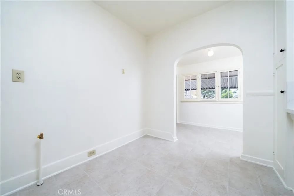 2382 Bonita Avenue La Verne, CA 91750