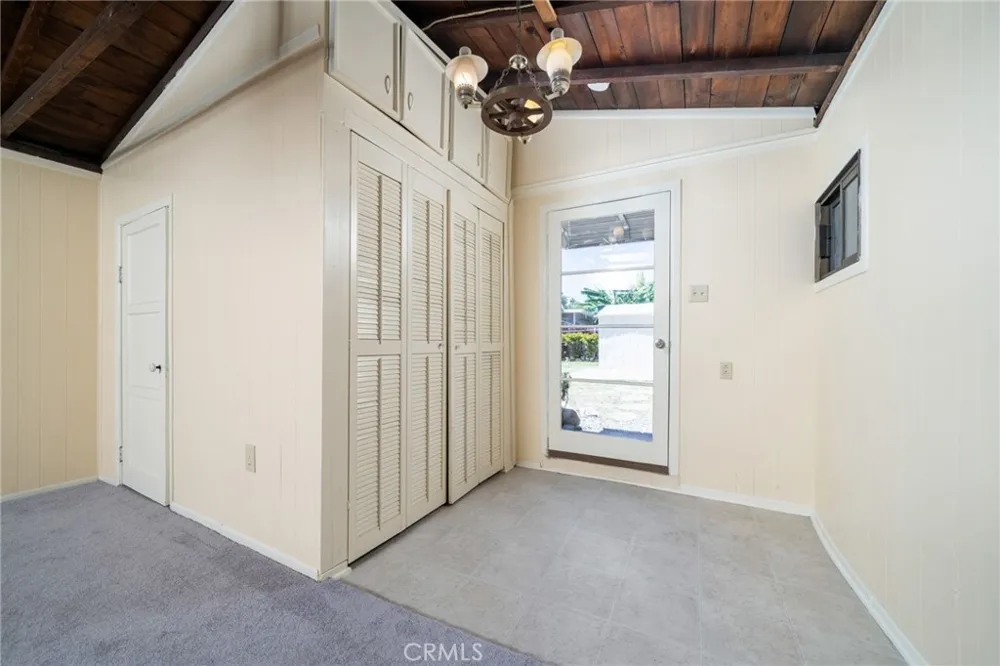 2382 Bonita Avenue La Verne, CA 91750