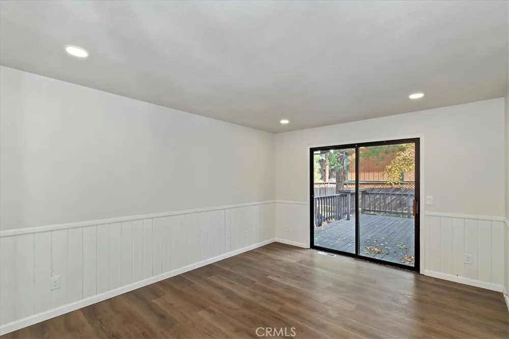 42736 Tannenbaum Platz Big Bear Lake, CA 92315