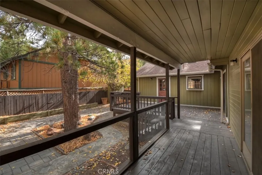 42736 Tannenbaum Platz Big Bear Lake, CA 92315