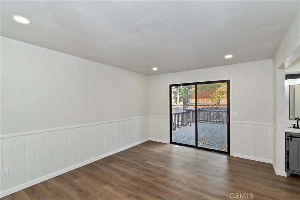 42736 Tannenbaum Platz Big Bear Lake, CA 92315