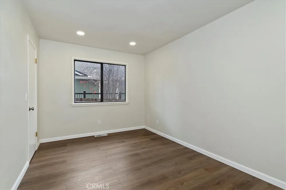 42736 Tannenbaum Platz Big Bear Lake, CA 92315