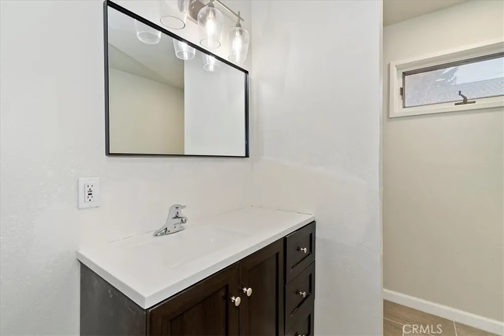 42736 Tannenbaum Platz Big Bear Lake, CA 92315