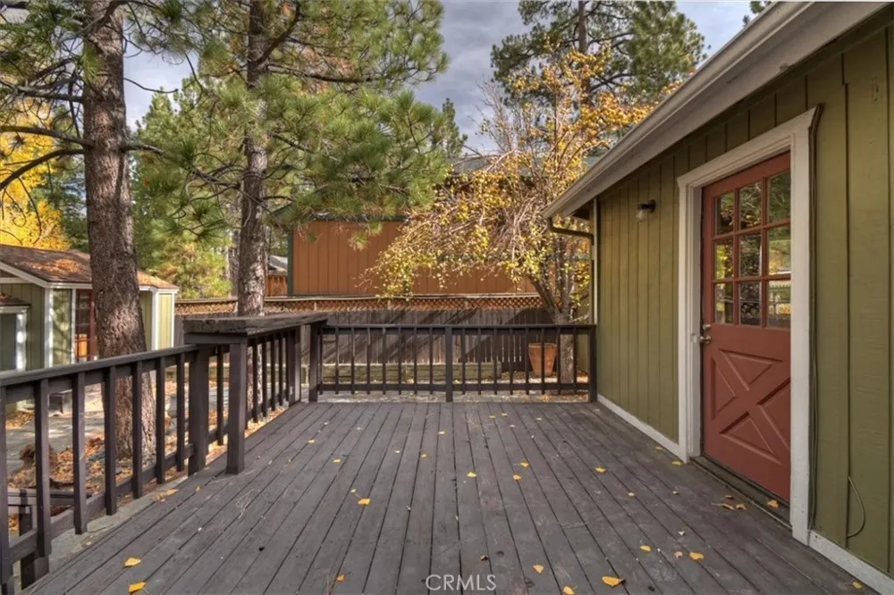 42736 Tannenbaum Platz Big Bear Lake, CA 92315