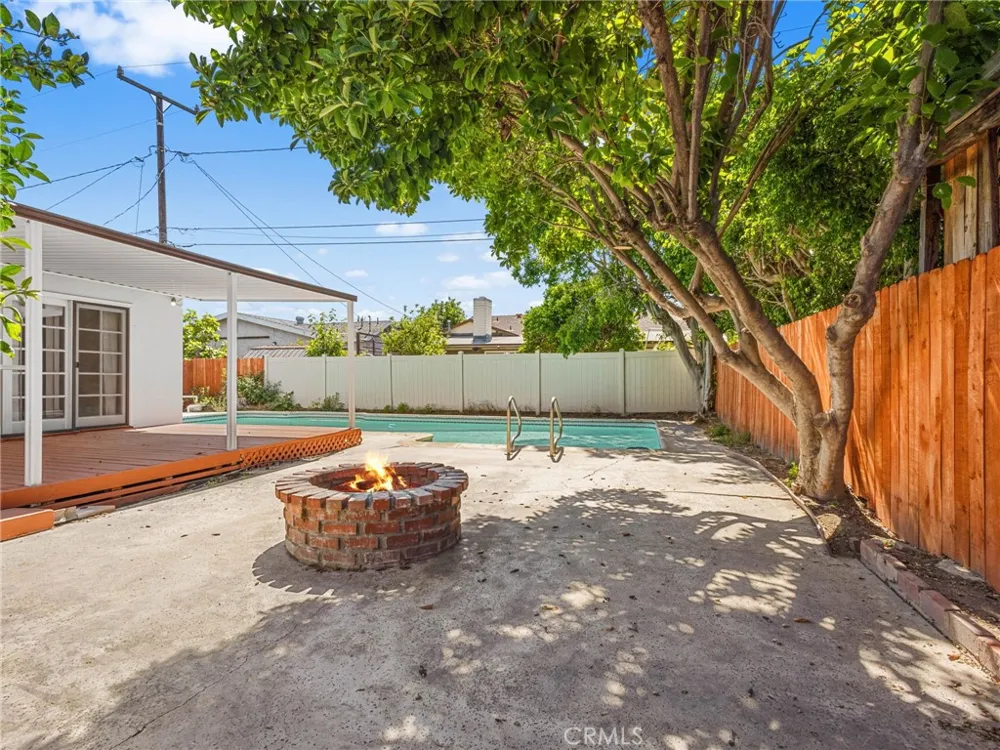 4521 Sultana Rosemead, CA 91770