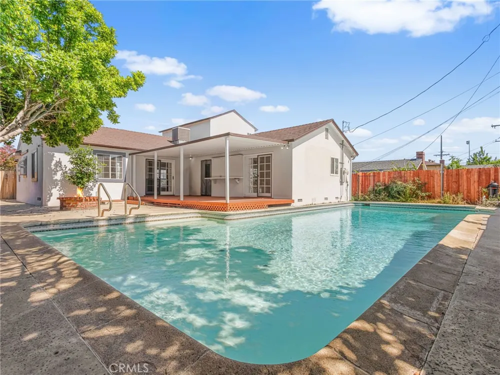 4521 Sultana Rosemead, CA 91770