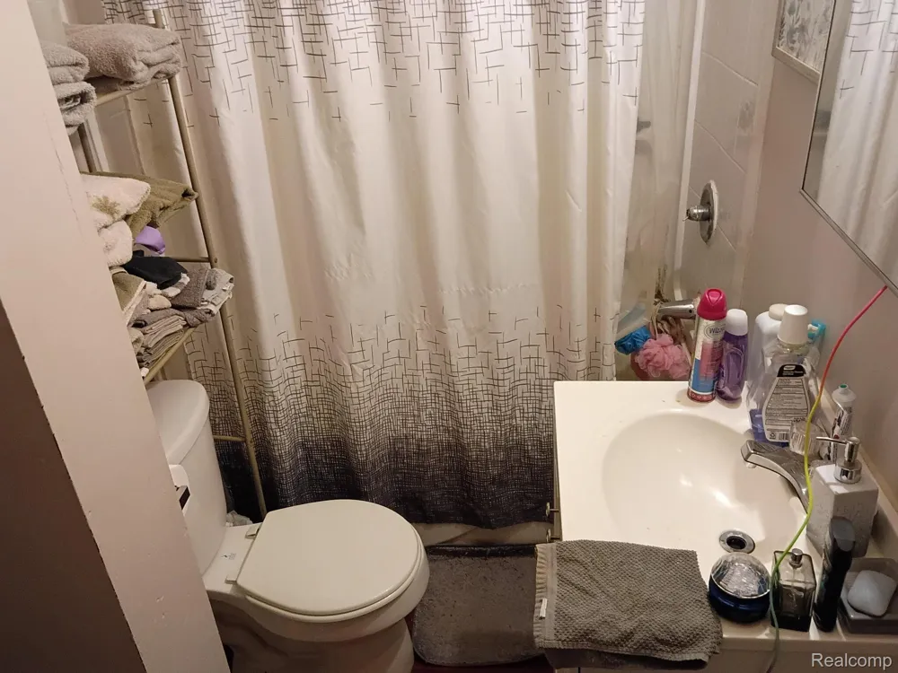 3288 Burnell Avenue Flint Charter Township, MI 48504