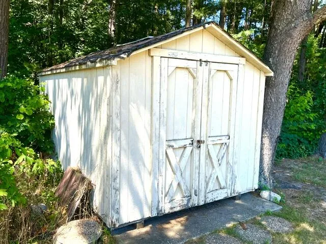 451 S Dangl Road Muskegon Charter Township, MI 49442