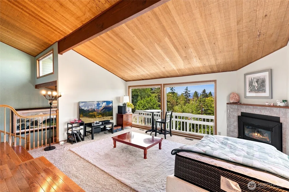 10129 63rd Place W Mukilteo, WA 98275