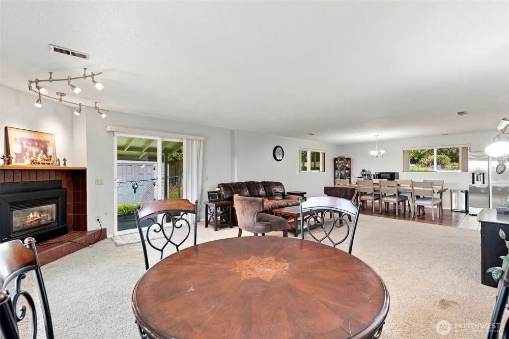 10129 63rd Place W Mukilteo, WA 98275