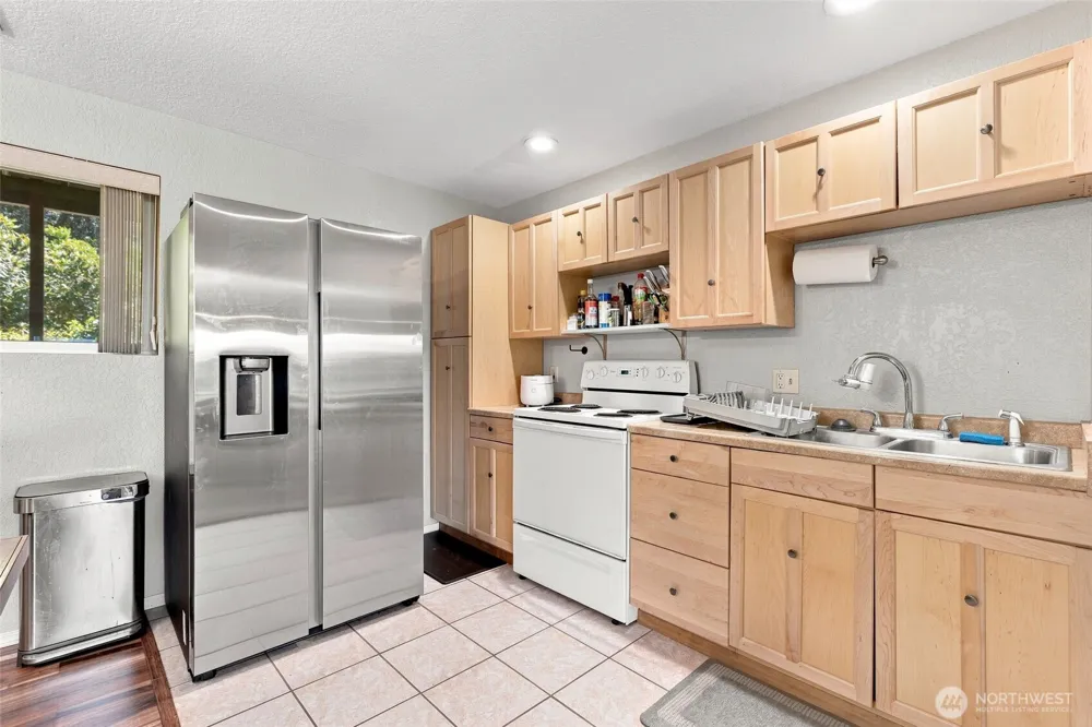 10129 63rd Place W Mukilteo, WA 98275