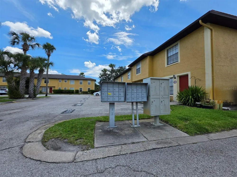 7450 WYNNEWOOD SQUARE #189 Winter Park, FL 32792