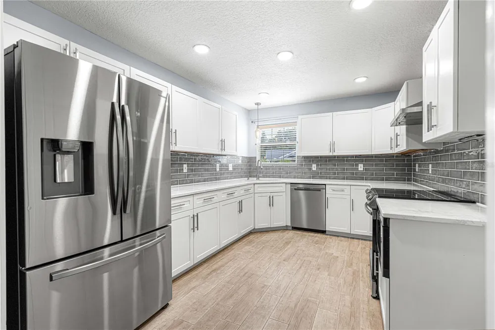 925 BEVERLY HARBORS DRIVE Leesburg, FL 34748