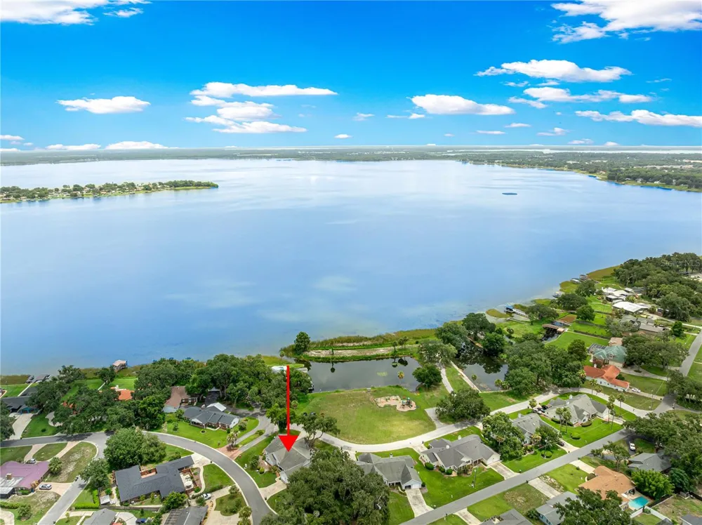 925 BEVERLY HARBORS DRIVE Leesburg, FL 34748