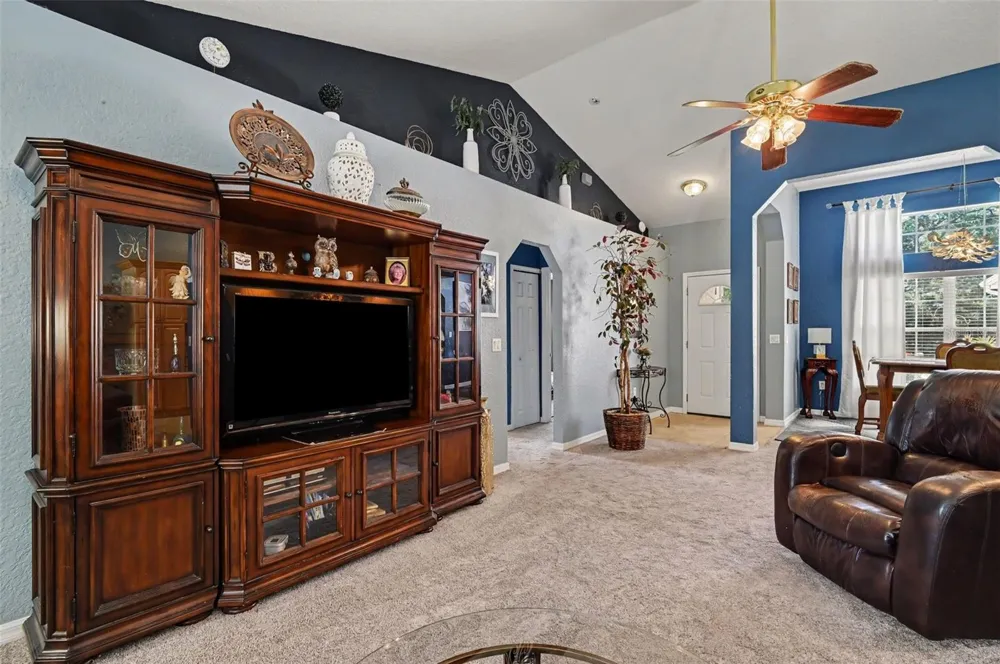 35 PLANTATION ROAD Debary, FL 32713