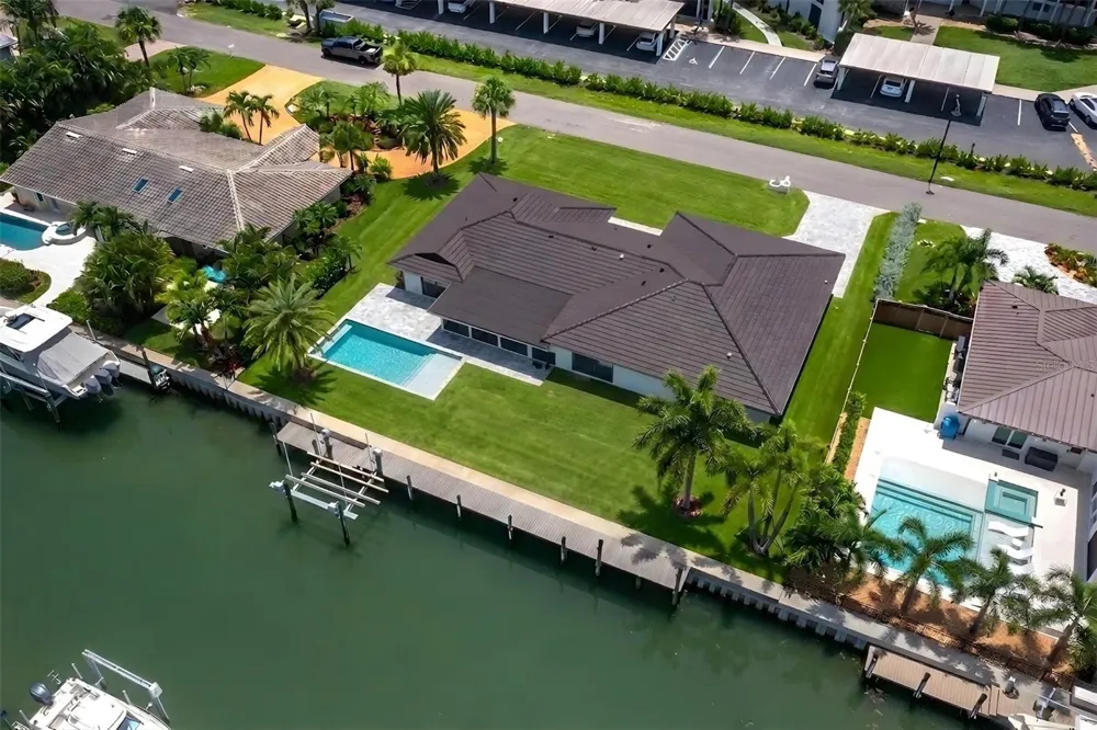 525 SLOOP LANE Longboat Key, FL 34228