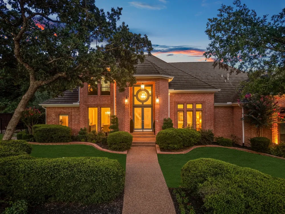 1311 Concord Avenue Southlake, TX 76092
