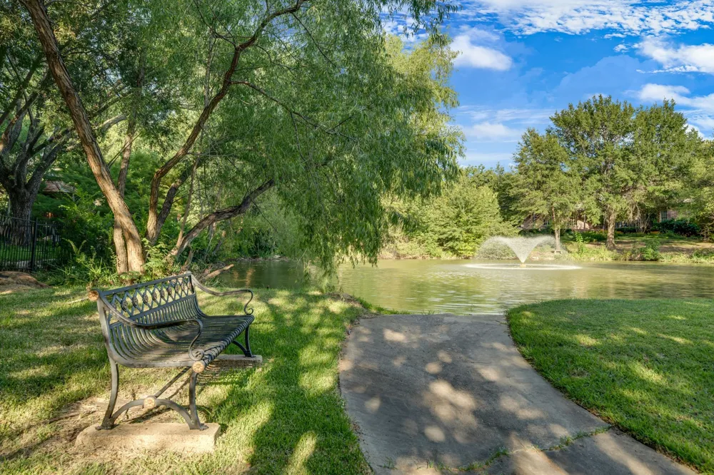 1311 Concord Avenue Southlake, TX 76092