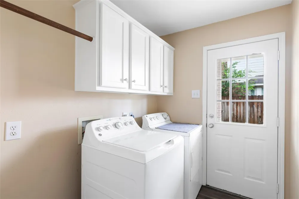 3526 Whispering Brook Drive Kingwood, TX 77345