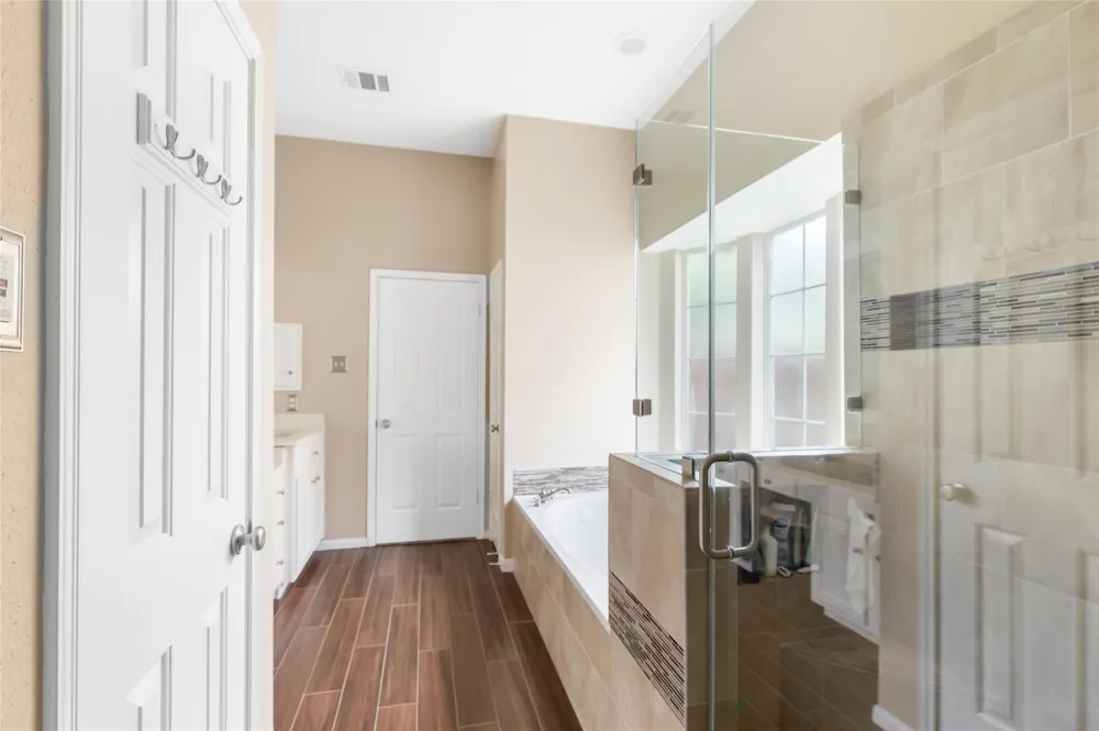 3526 Whispering Brook Drive Kingwood, TX 77345