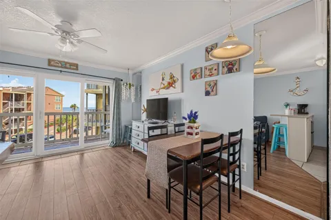 6300 Seawall Boulevard #9201