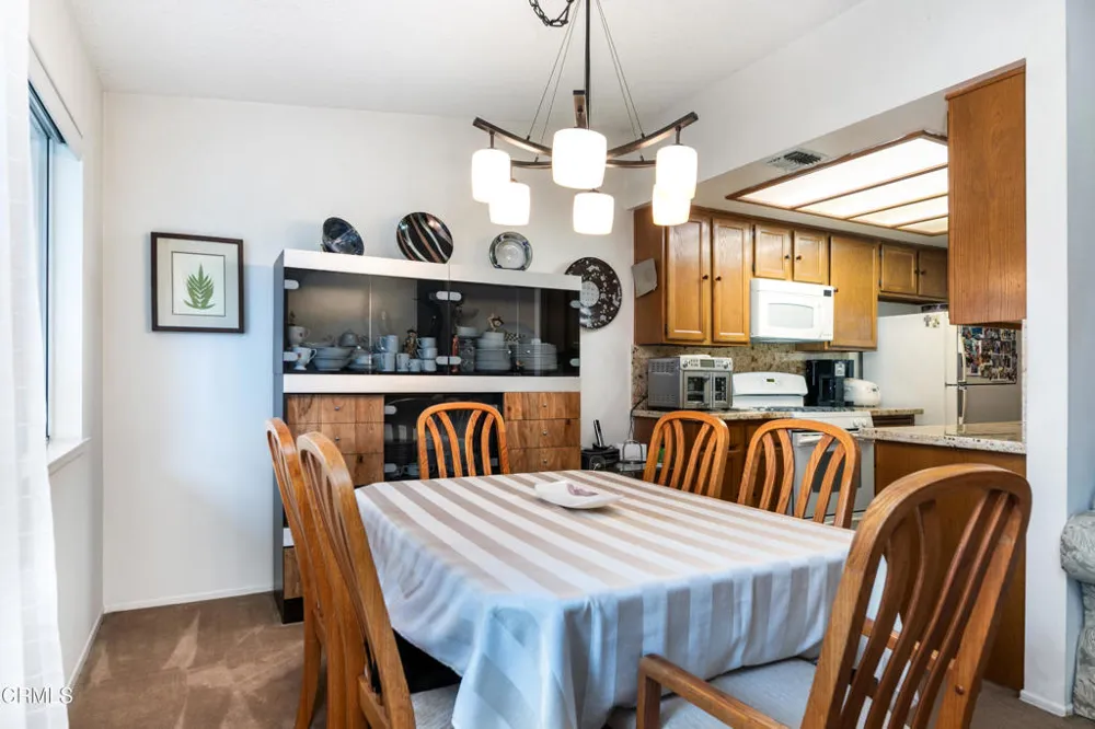 945 Shady Lane Glendora, CA 91740