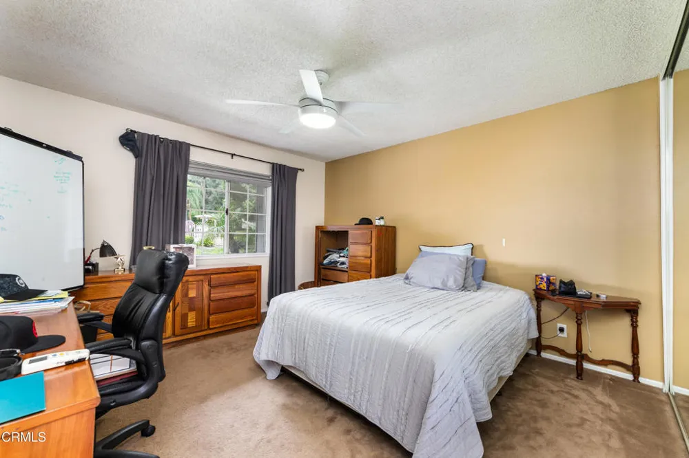 945 Shady Lane Glendora, CA 91740