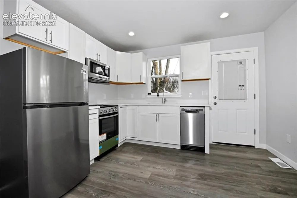 811 Swope Avenue Colorado Springs, CO 80909