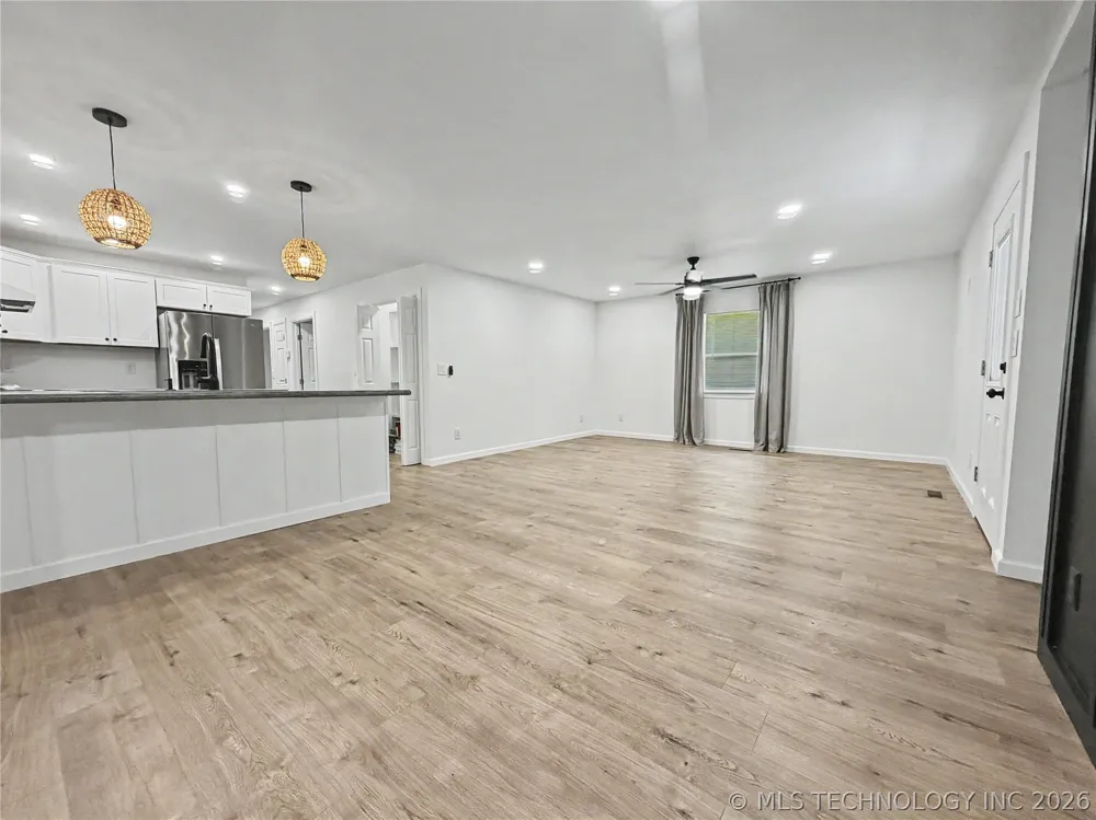 226 E Cedar Street Stilwell, OK 74960