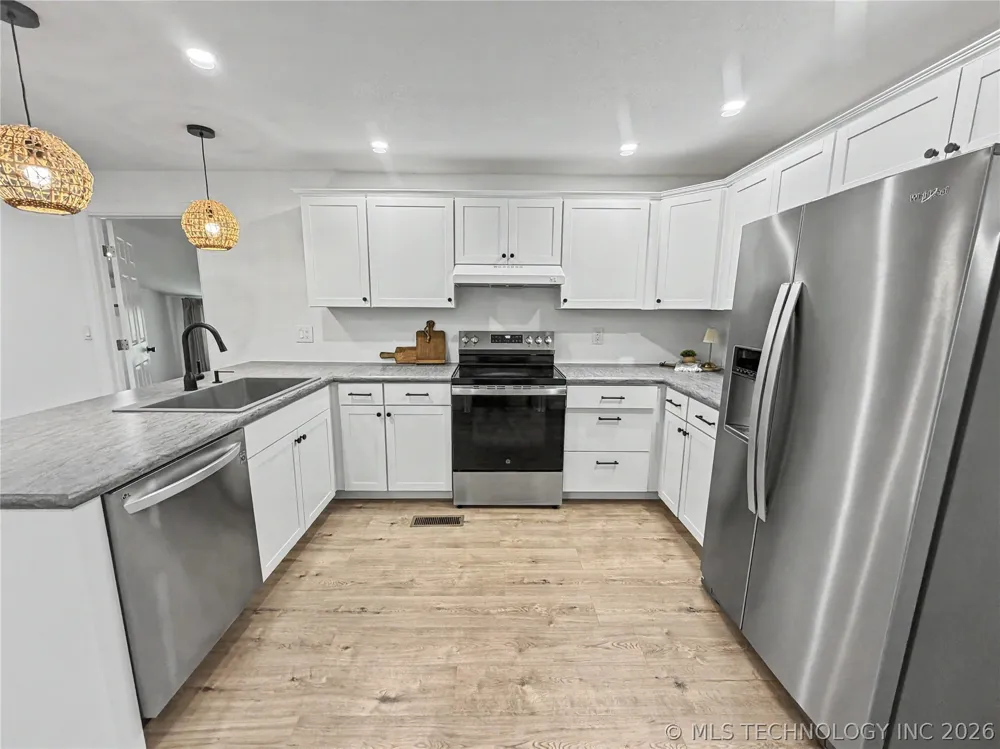 226 E Cedar Street Stilwell, OK 74960