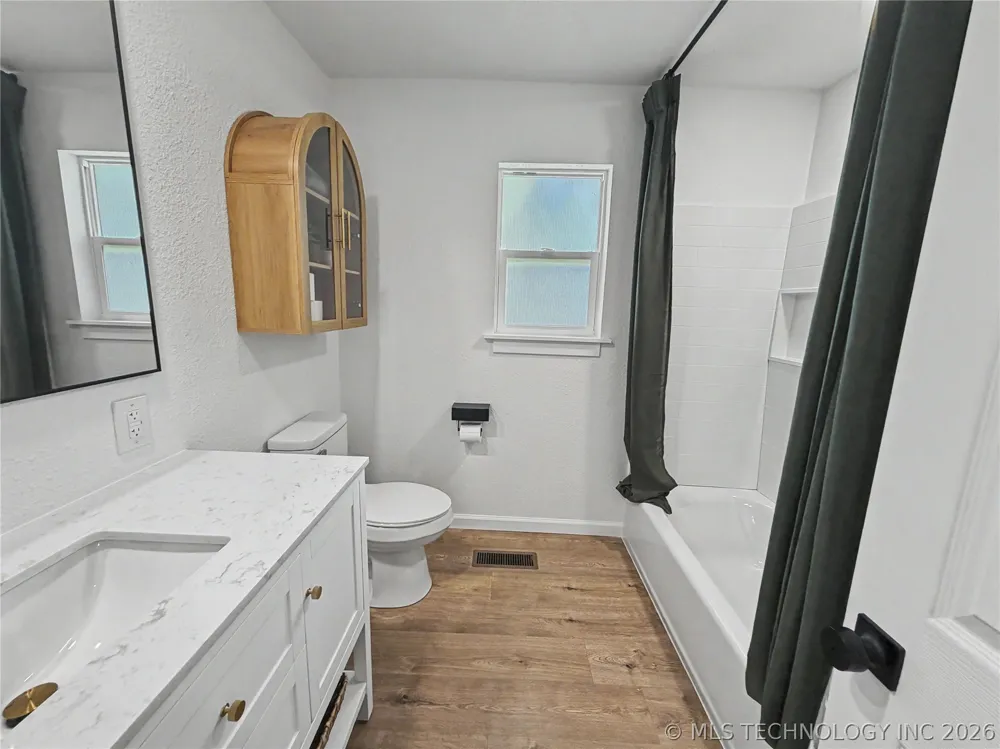 226 E Cedar Street Stilwell, OK 74960