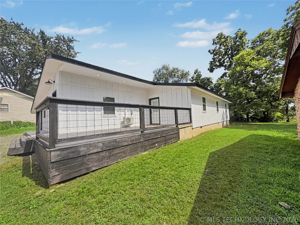 226 E Cedar Street Stilwell, OK 74960