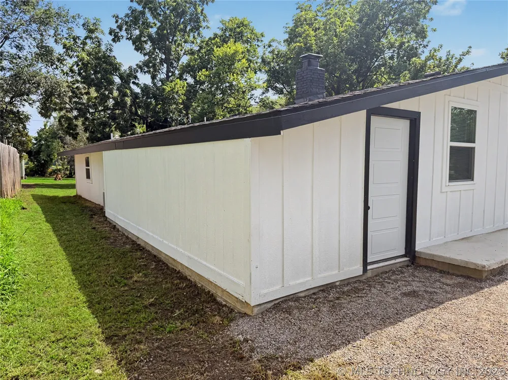 226 E Cedar Street Stilwell, OK 74960
