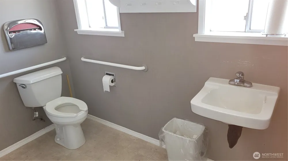 847 Blake Street Enumclaw, WA 98022