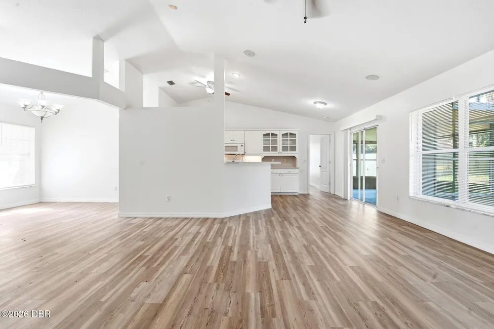 3128 Mango Tree Drive Edgewater, FL 32141