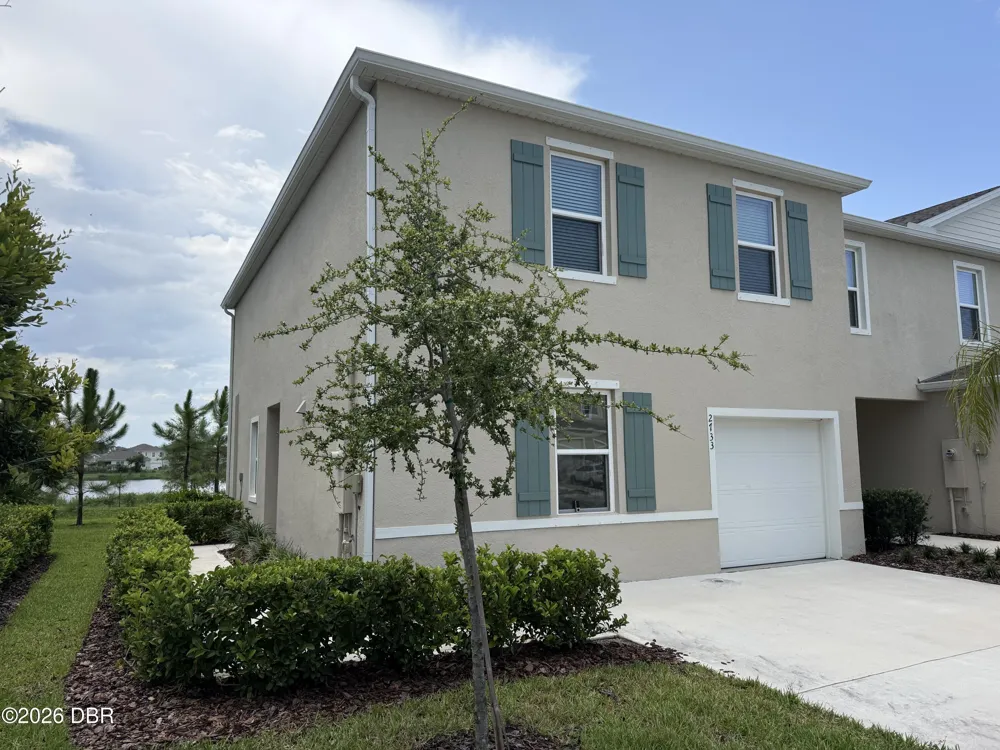2733 Silver Canoe Drive Edgewater, FL 32141